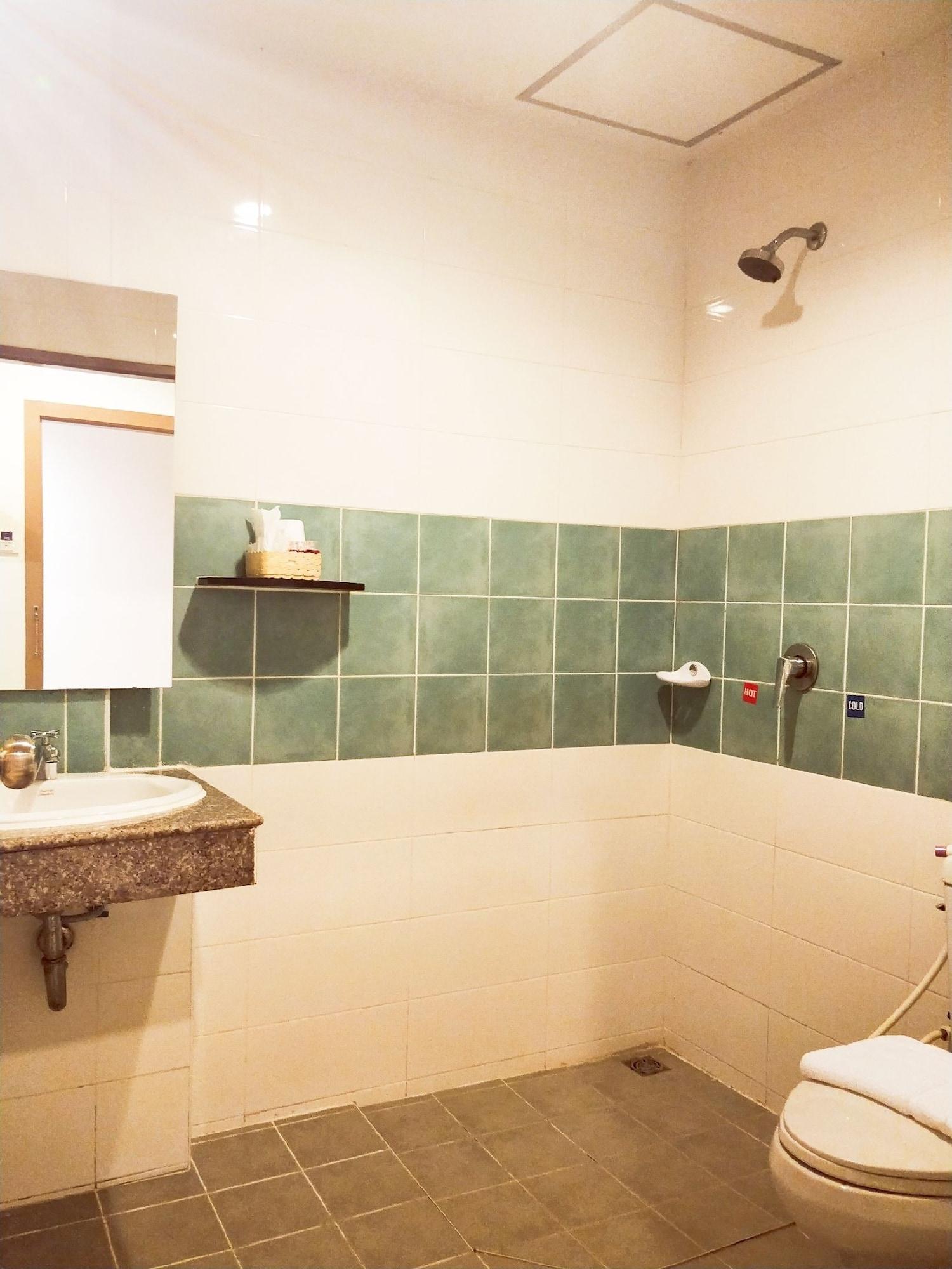 Pimrada Hotel Patong Eksteriør billede