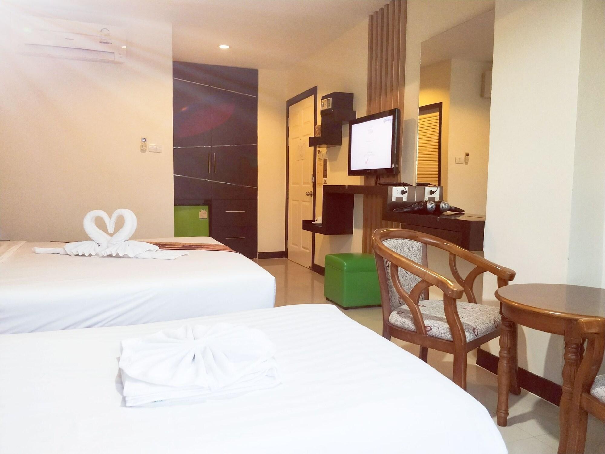 Pimrada Hotel Patong Eksteriør billede