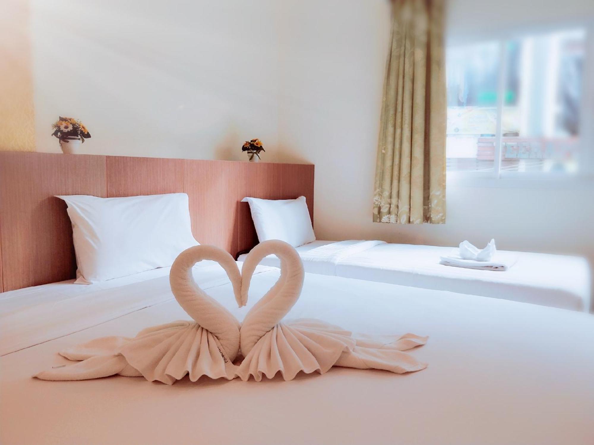 Pimrada Hotel Patong Eksteriør billede